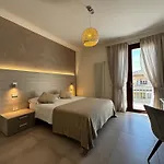 Bed and Breakfast Elena Ντεζεντσάνο ντελ Γκάρντα