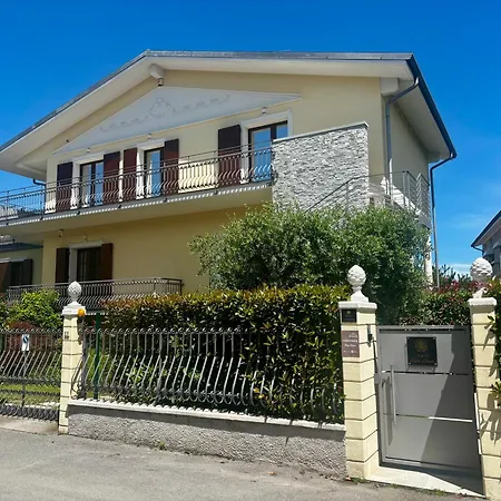 Elena Bed & Breakfast