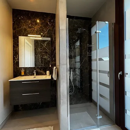 Elena Bed & Breakfast 3*