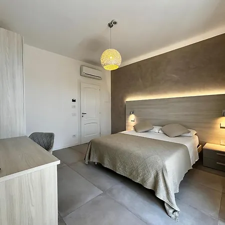 Elena Bed & Breakfast