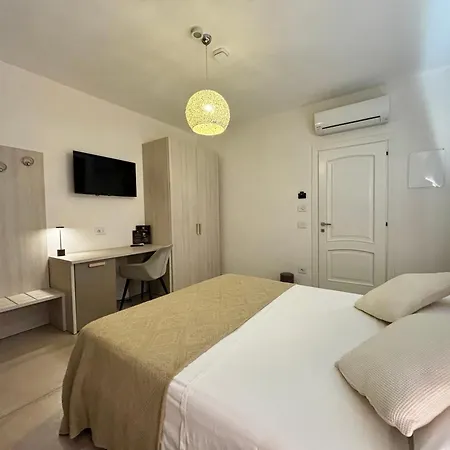 Elena Bed & Breakfast