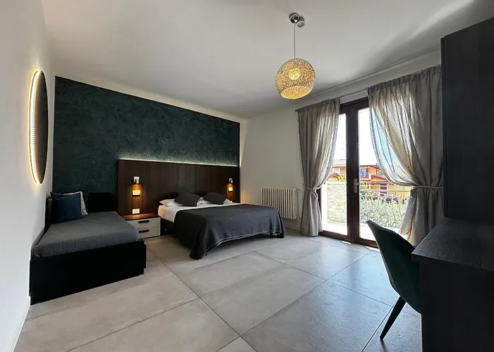Elena Bed & Breakfast Desenzano del Garda